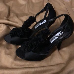 Steve Madden Black heeled sandals